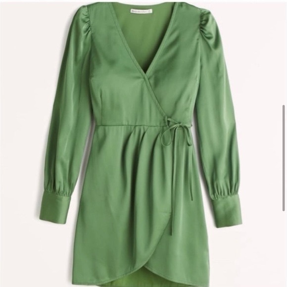 Abercrombie & Fitch Green Satin Wrap Dress size XXS - Picture 4 of 9